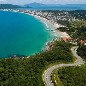 Lindo Na De Mariscal Pe Na Areia Bombinhas