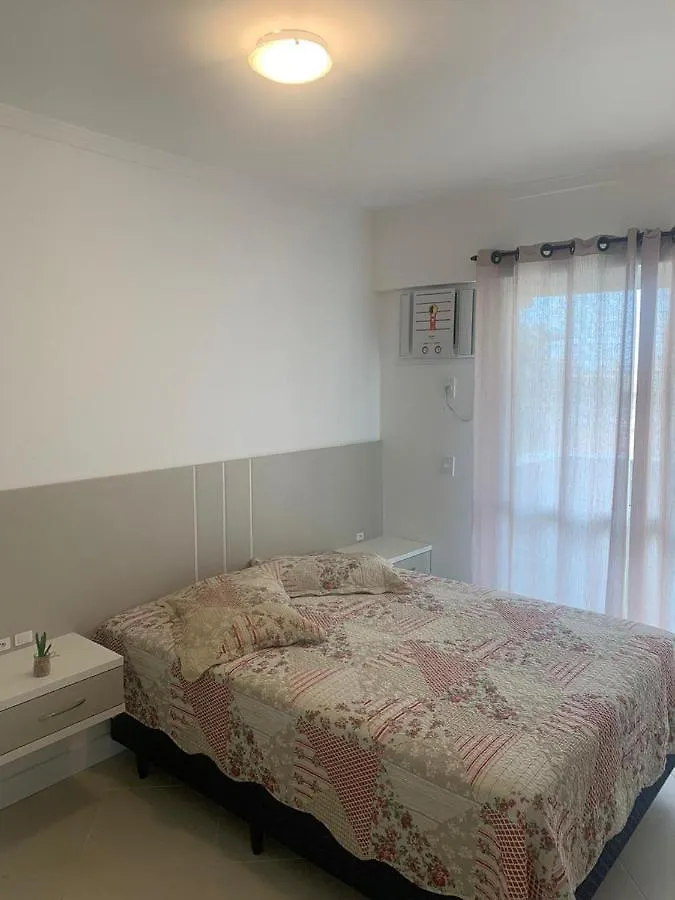 アパート Edificio Vila Toscana ボンビーニャス ブラジル